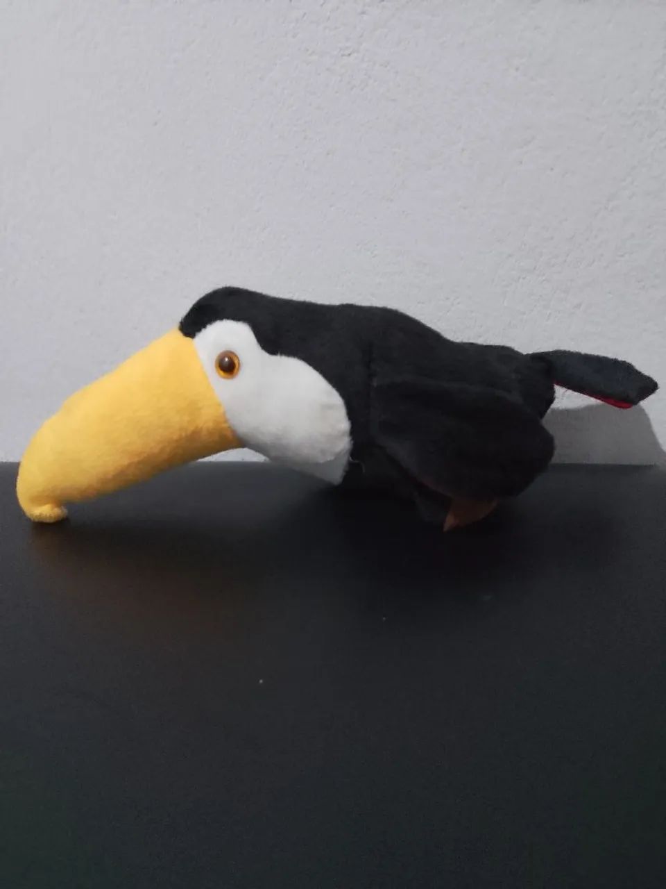 Tucano de pelúcia