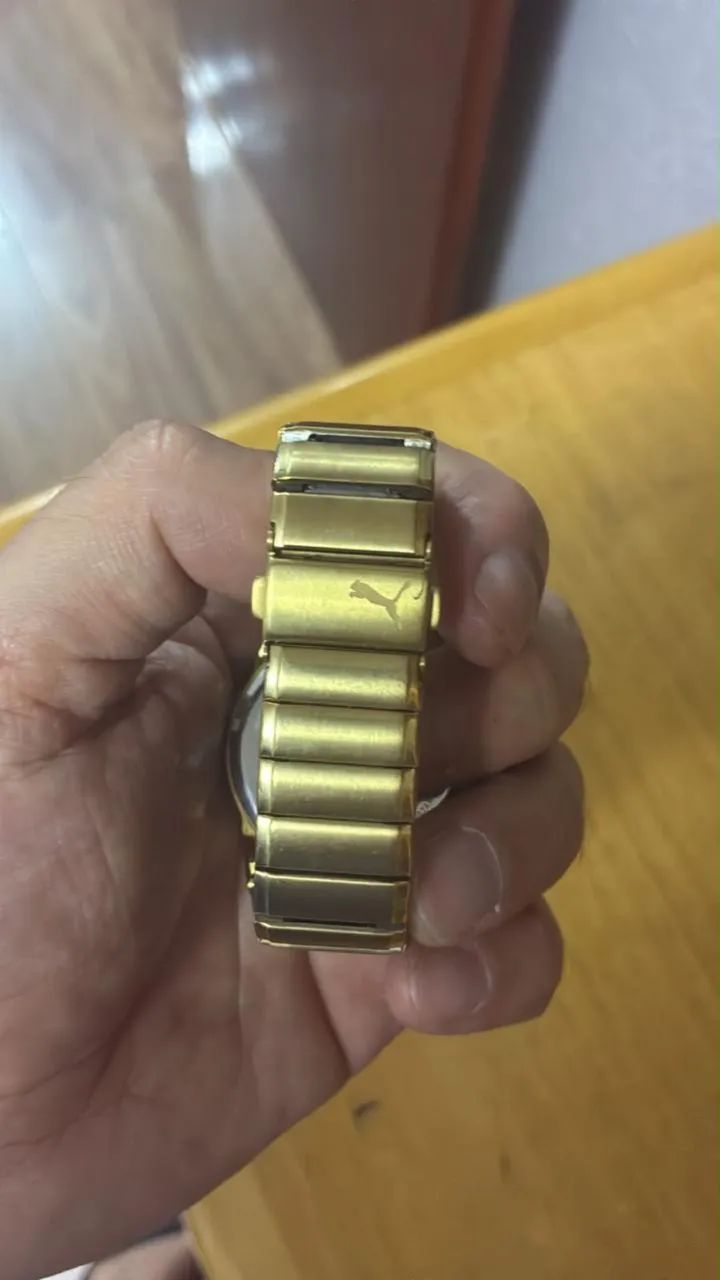 Relógio Puma dourado  - Foto 2