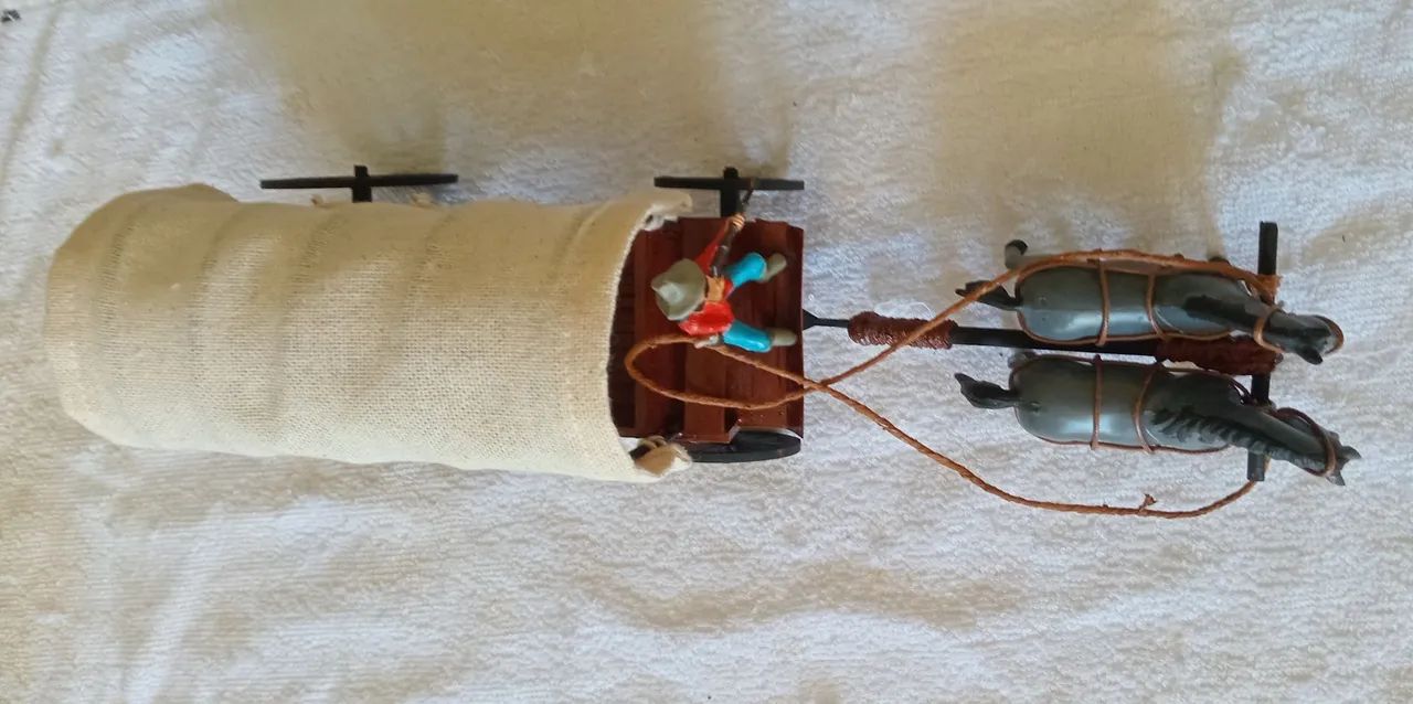 Réplica de uma Carroça do Velho Oeste Artesanal Forte Apache  - Foto 4