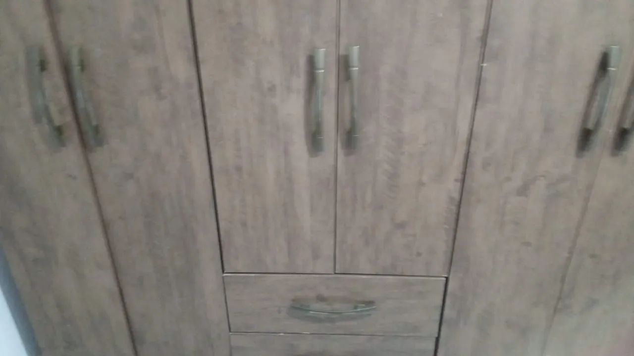 Vendo guarda roupa