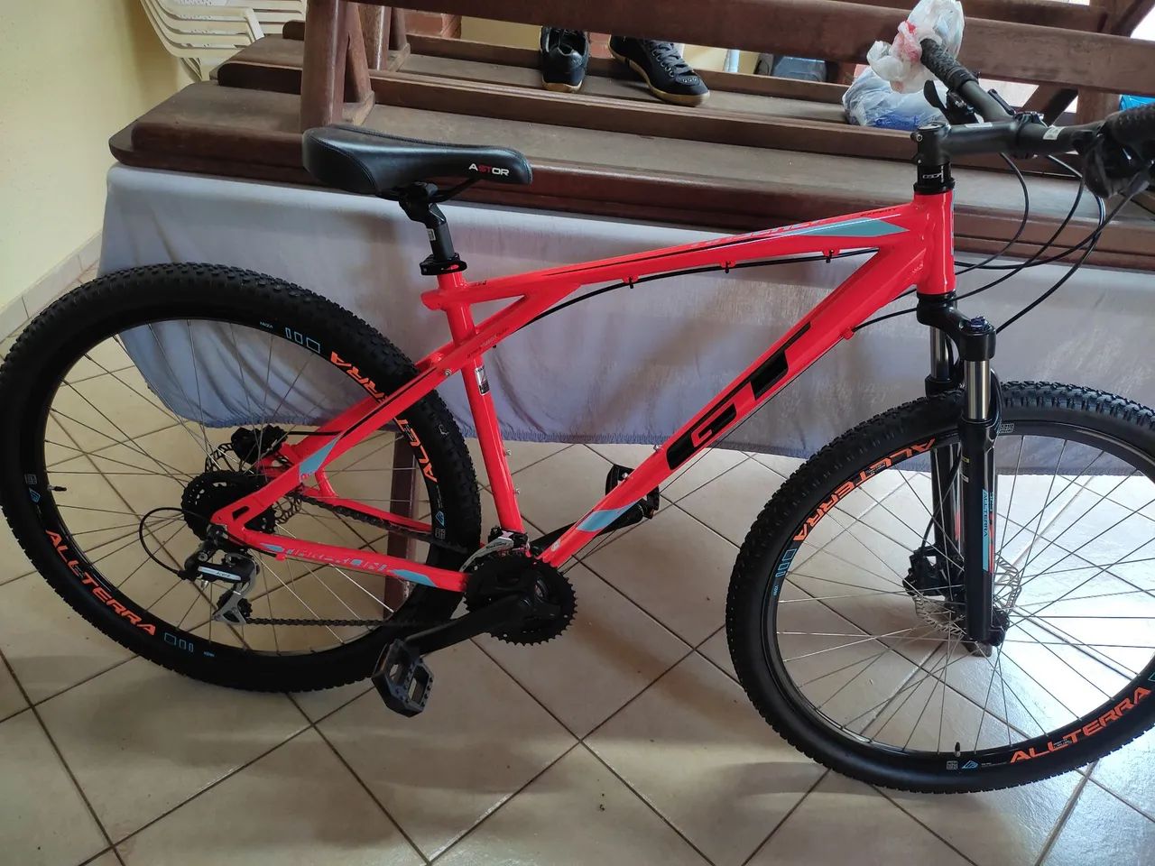 Bicicleta Gt importada  - Foto 4