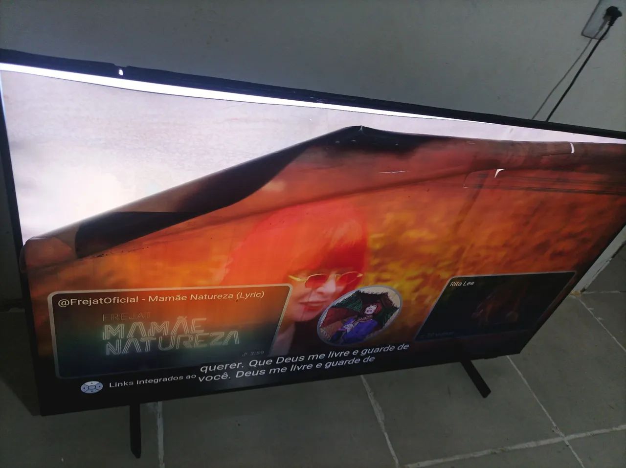  Vendo tv Samsung smart 55 polegadas com defeito  - Foto 3