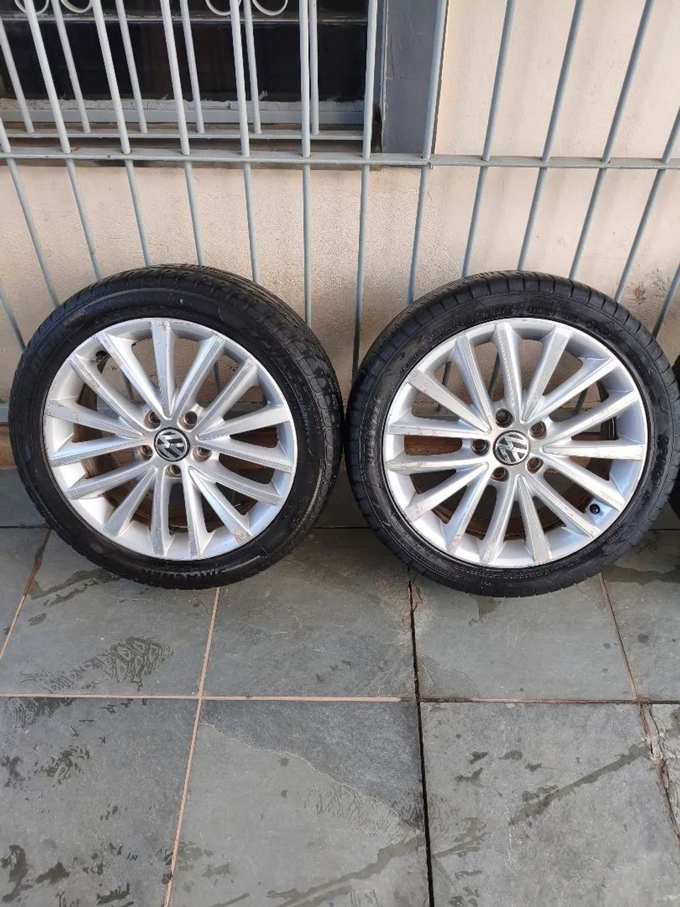 RODAS ARO 17 VOLKSWAGEN  JETTA 5 FUROS  - Foto 3