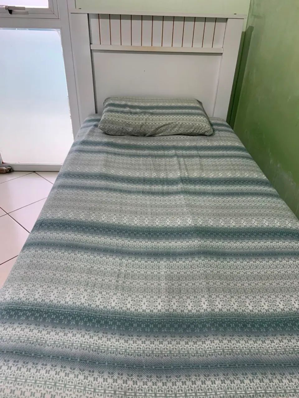 Cama de solteiro 