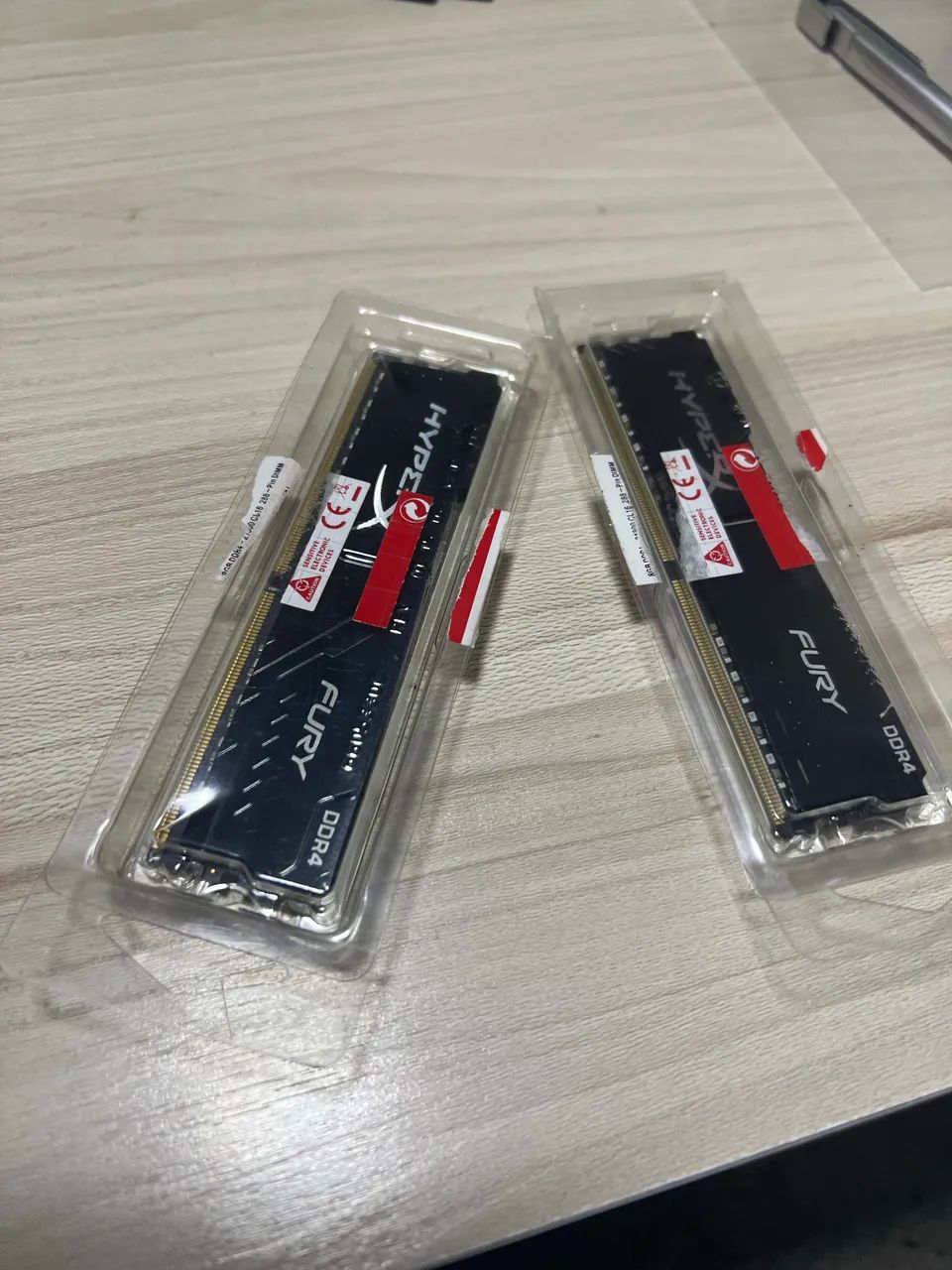 Memória ddr4  hyperx dois pentes de 8 gigas  cada  - Foto 3