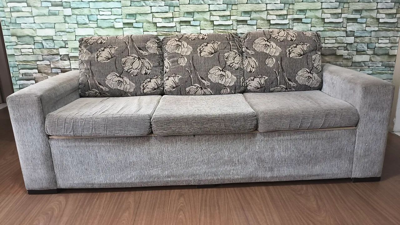 Sofá 3 lugares em tecido Chenille 210cm x 85cm