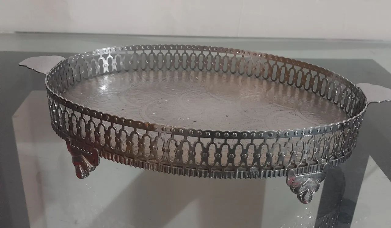 Antiga bandeja em metal prateado  - Foto 2