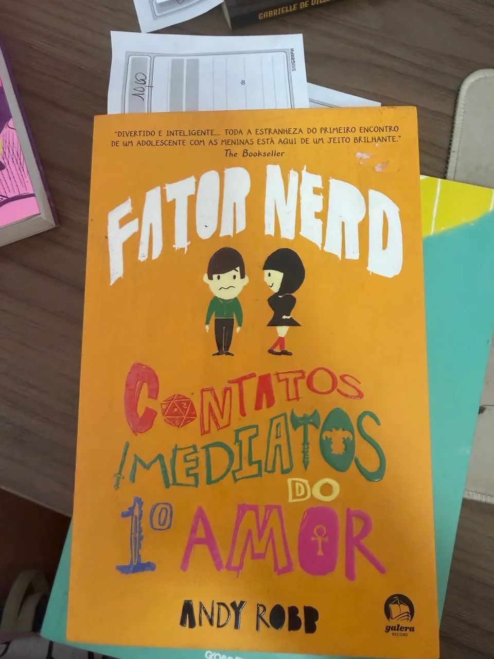 Fator nerd - contatos imediatos do 1° amor