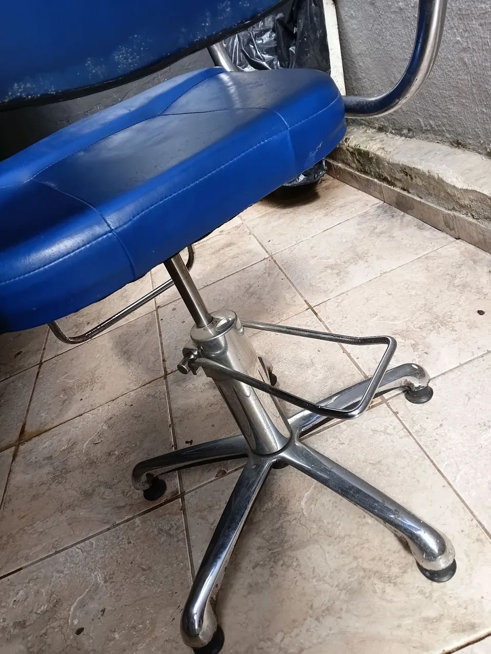 Cadeira de cortar cabelo - Foto 3