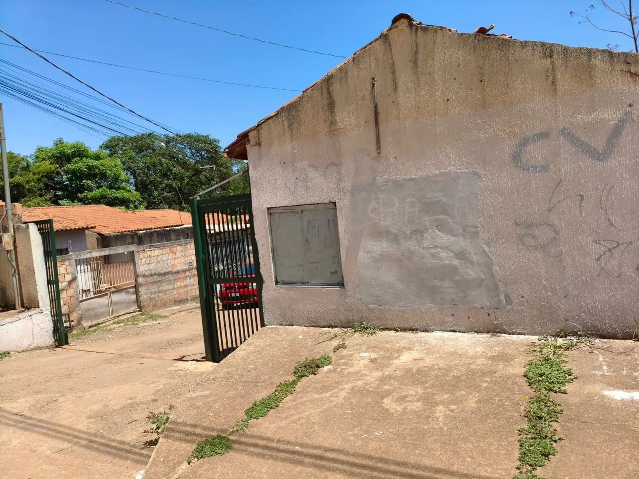 Vendo otima casa quintada e escriturada  - Foto 4