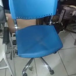 (11) Cadeiras de Escritório com rodas sem braço