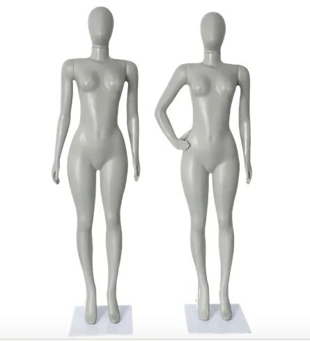 6 MANEQUINS