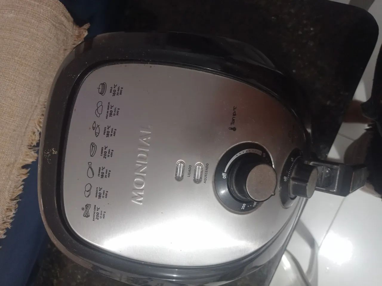 Vende-se uma Airfryer 5 litro  - Foto 3