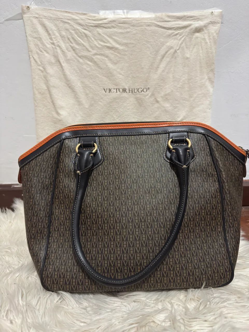 Bolsa Victor Hugo Preta e Laranja  - Foto 3