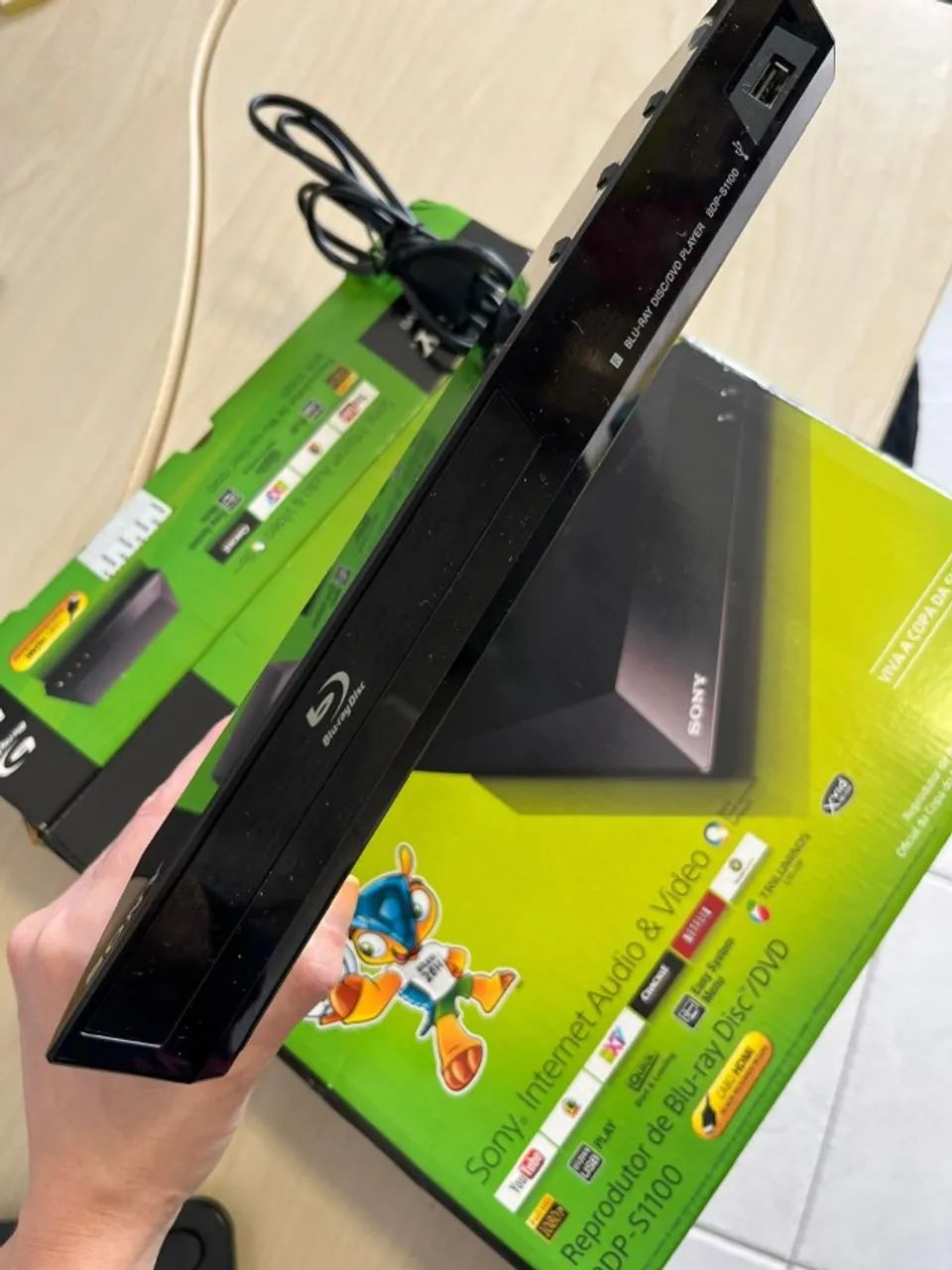 BLU-RAY / DVD PLAYER SONY BDP-S1100 + CAIXA, NF E 4 DVDS