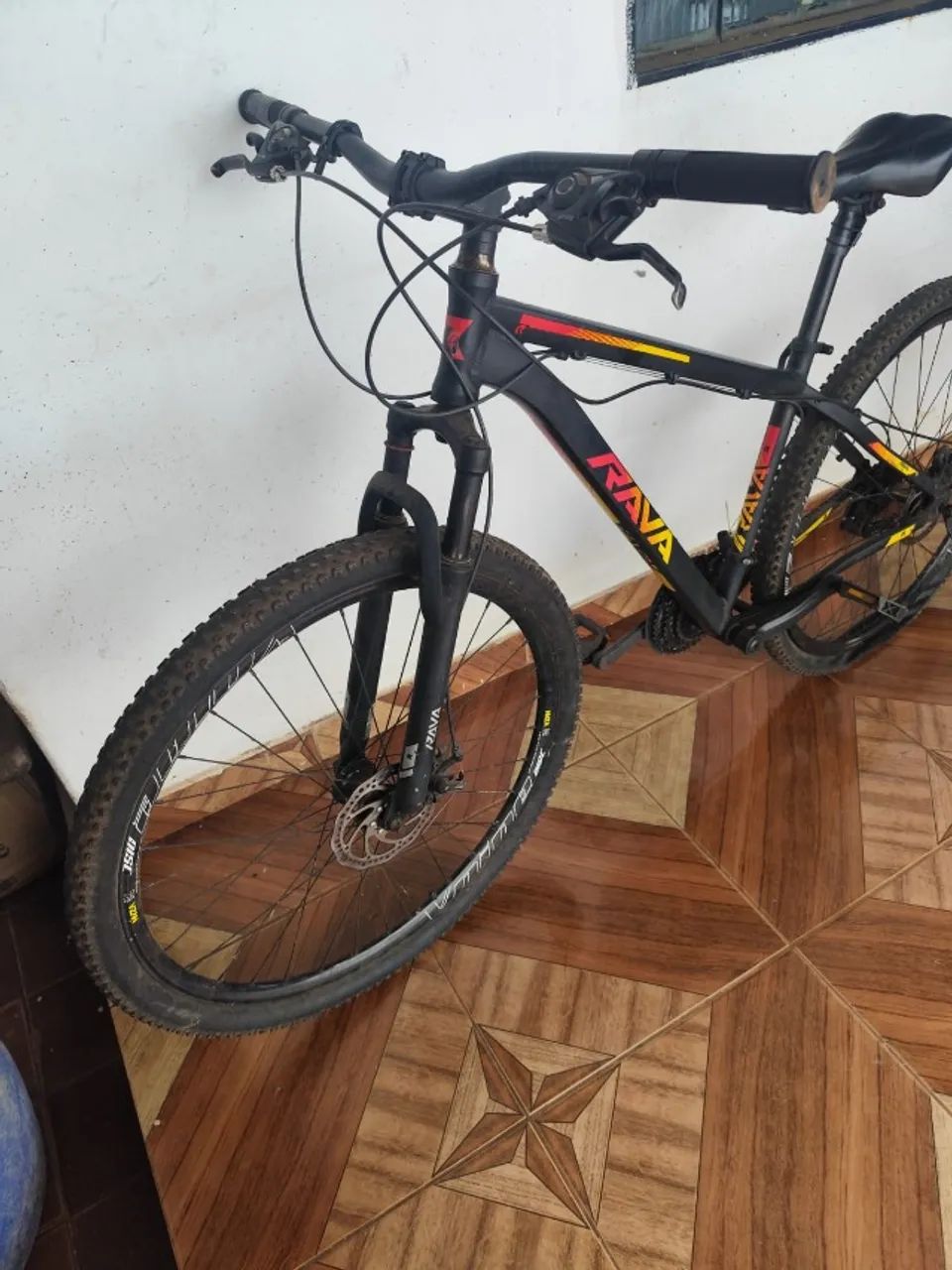 Vendo Bicicleta Semi Nova