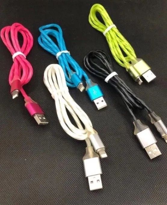 Cabo Magnético para iPhone 1 Metro com LED RGB - Alta Durabilidade