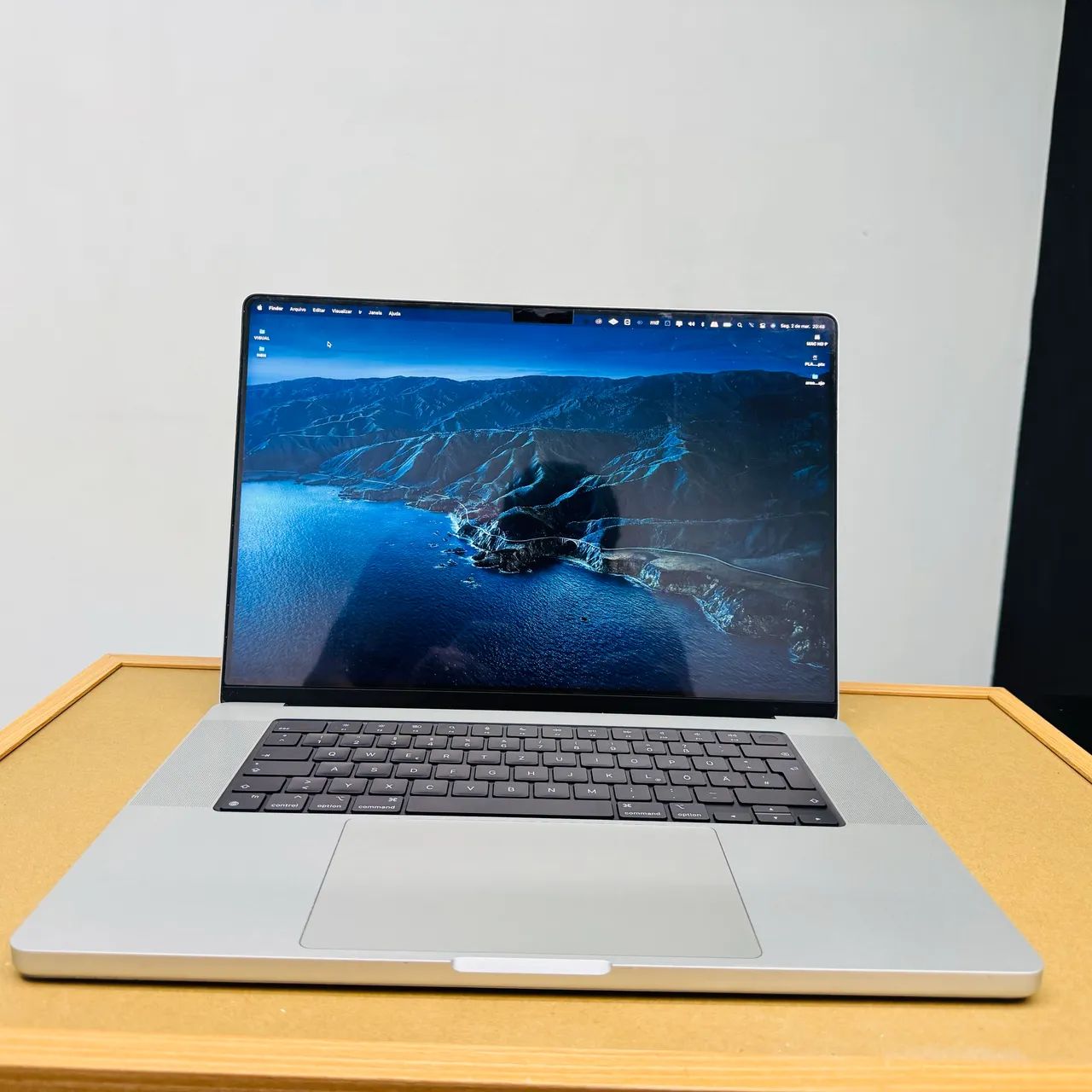 MacBook Pro 16 - 64 de RAM - 1TB - Notebooks - Mata Escura