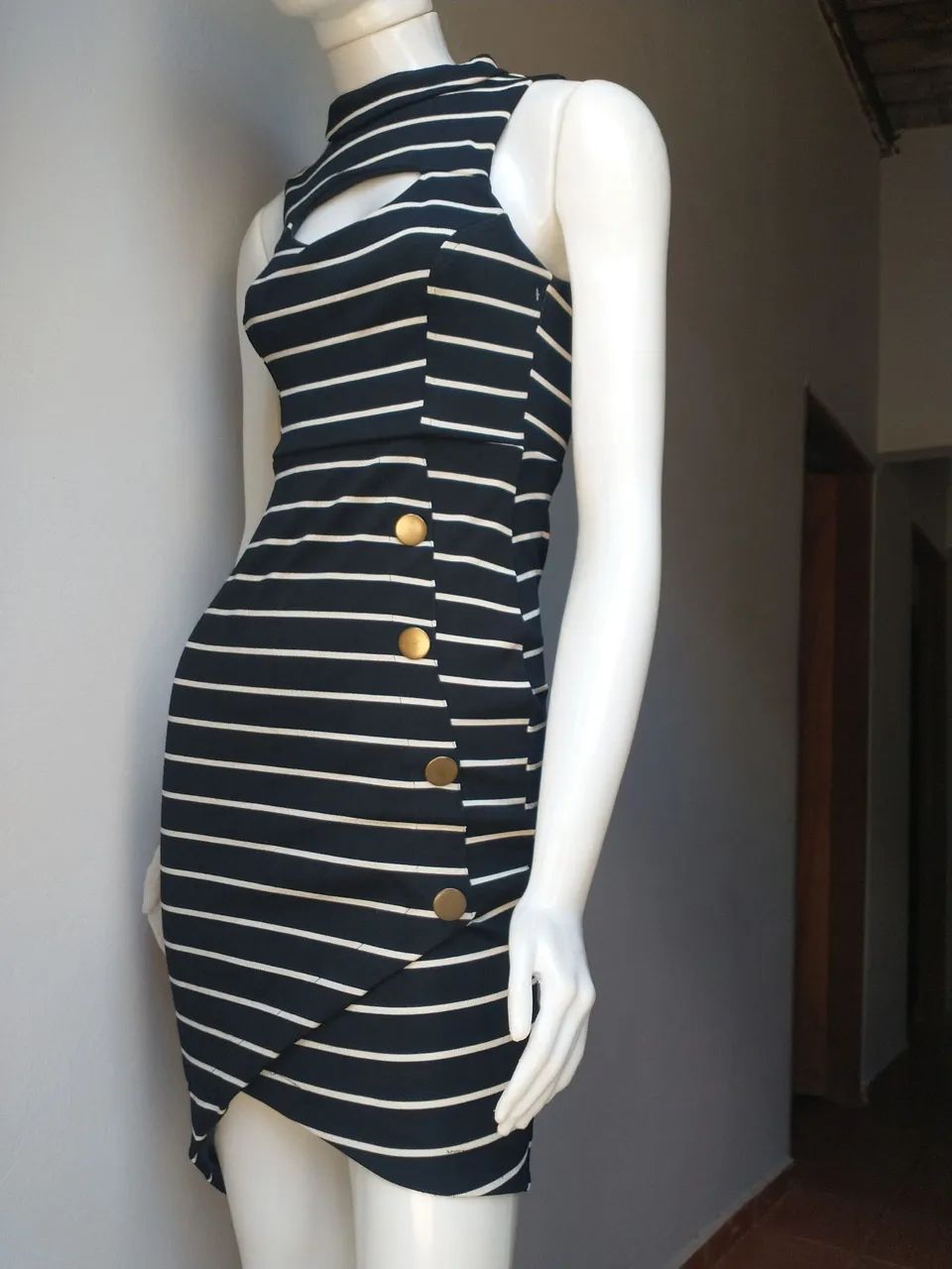 Vestido Tubinho Assimétrico  - Foto 3