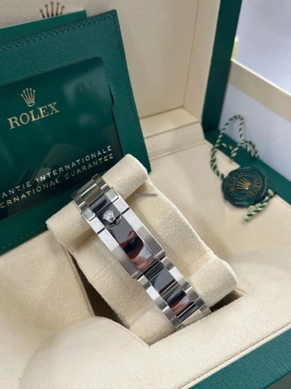 Rolex GMT Master II Pepsi Oyster Eta 3035 Automático - Foto 3