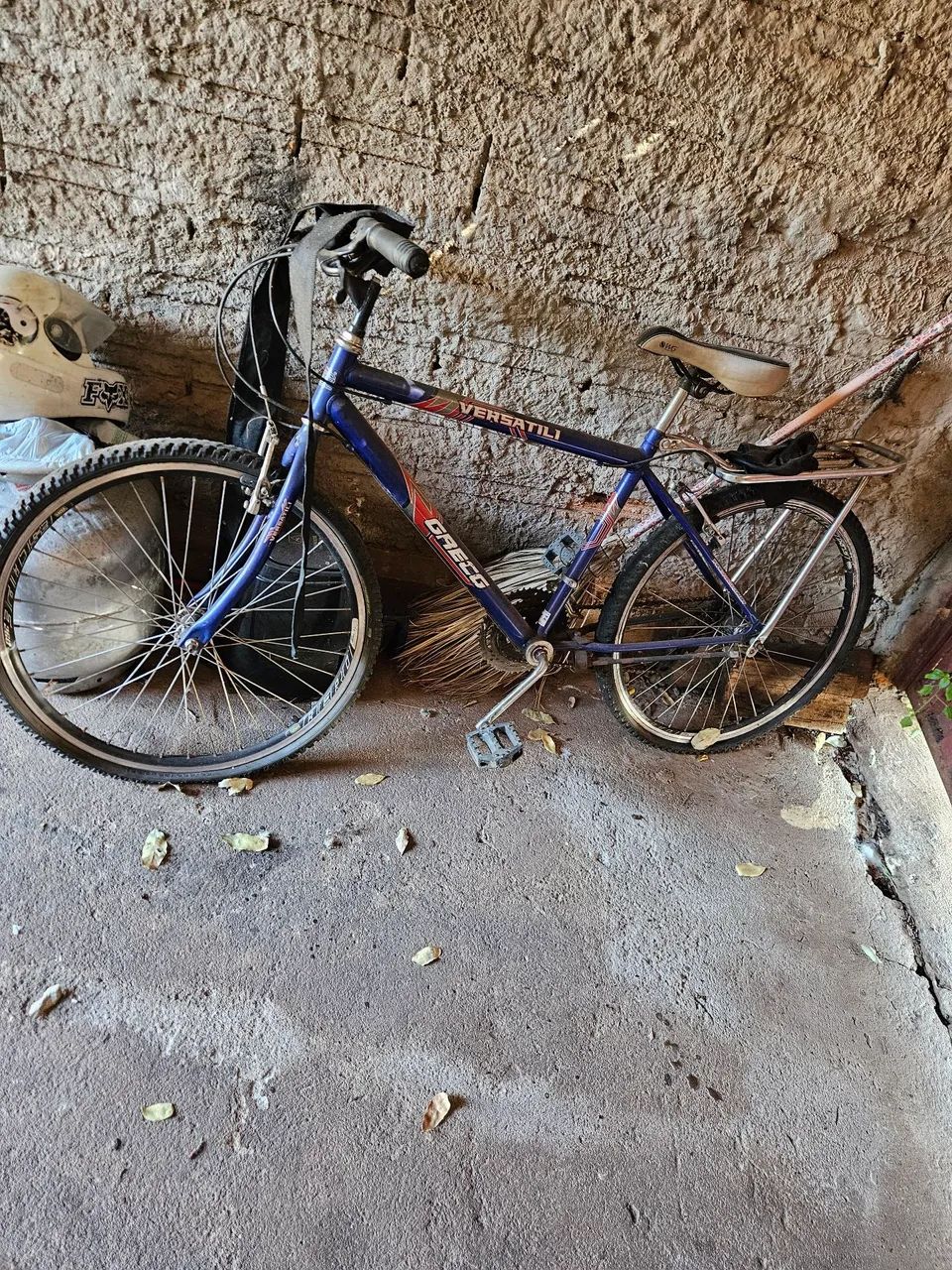 Bicicleta pra levar logo