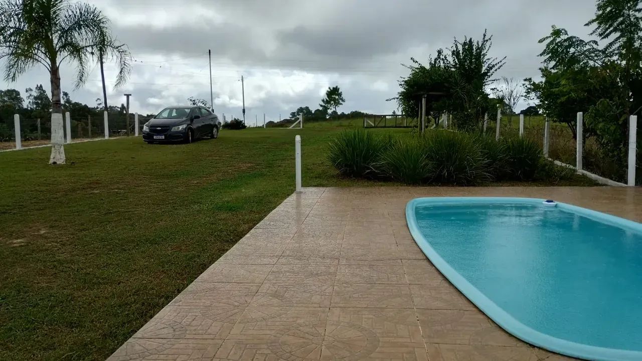 Velleda oferece excelente sítio todo cercado com casa e quiosque em Aguas Claras! - Foto 12