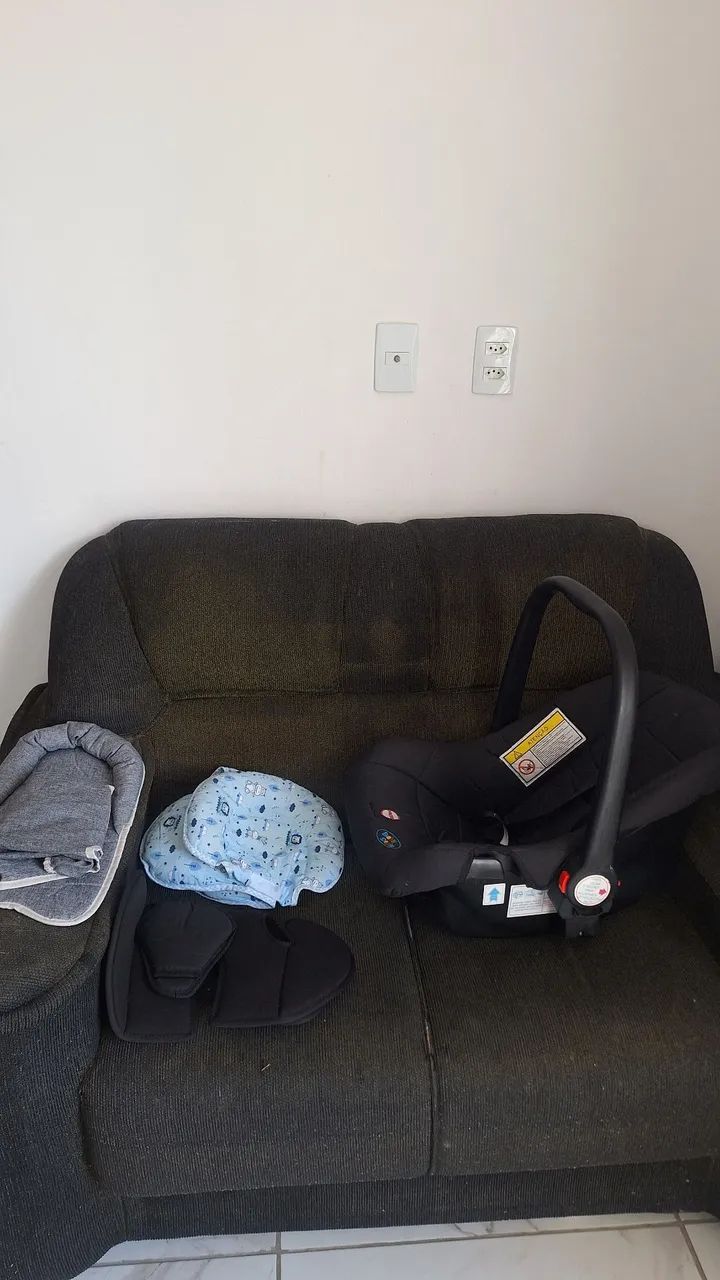 Bebê conforto + itens conforto para o bebê