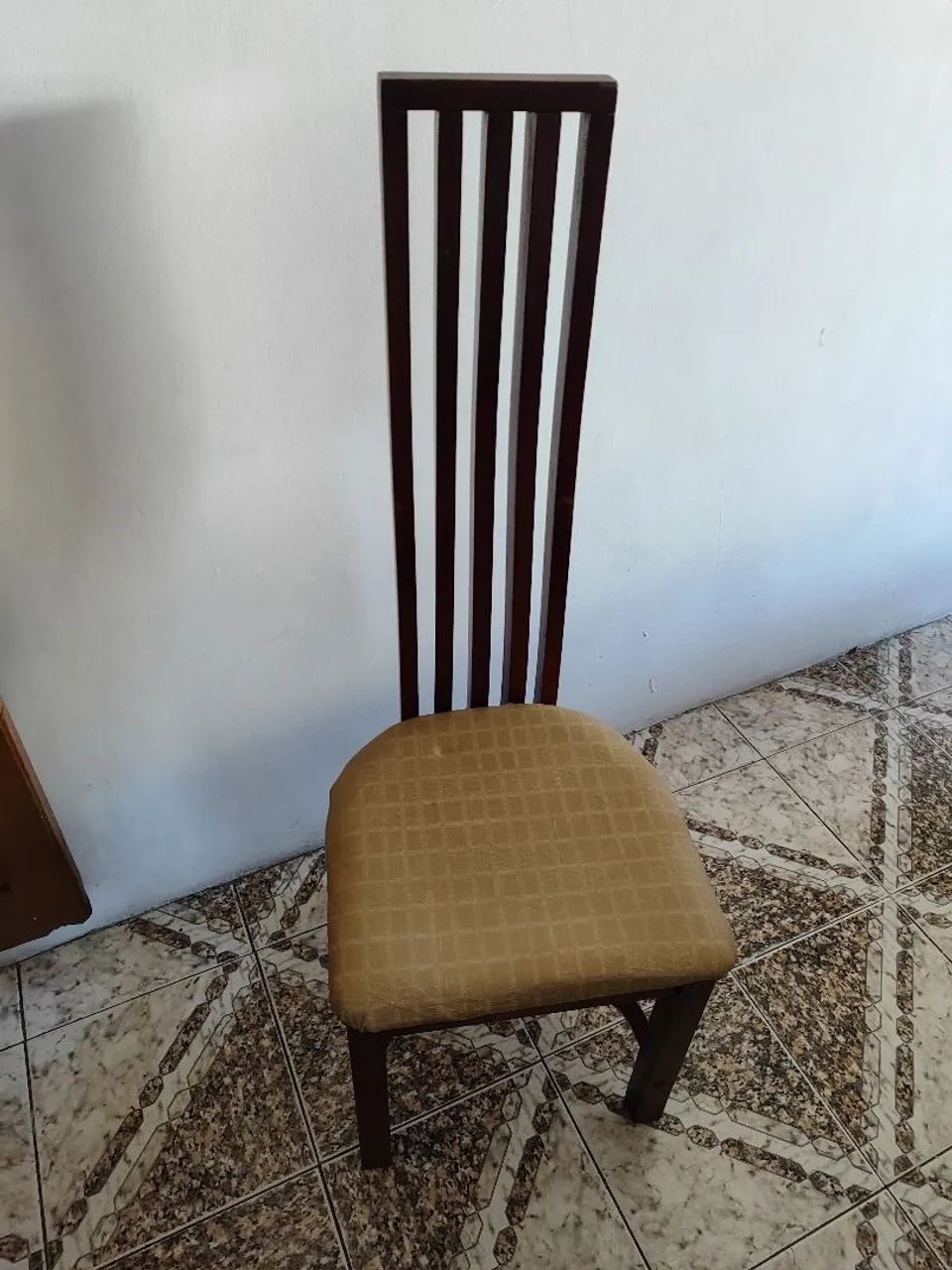 Mesa 6 lugares de vidro e base de madeira - Foto 3