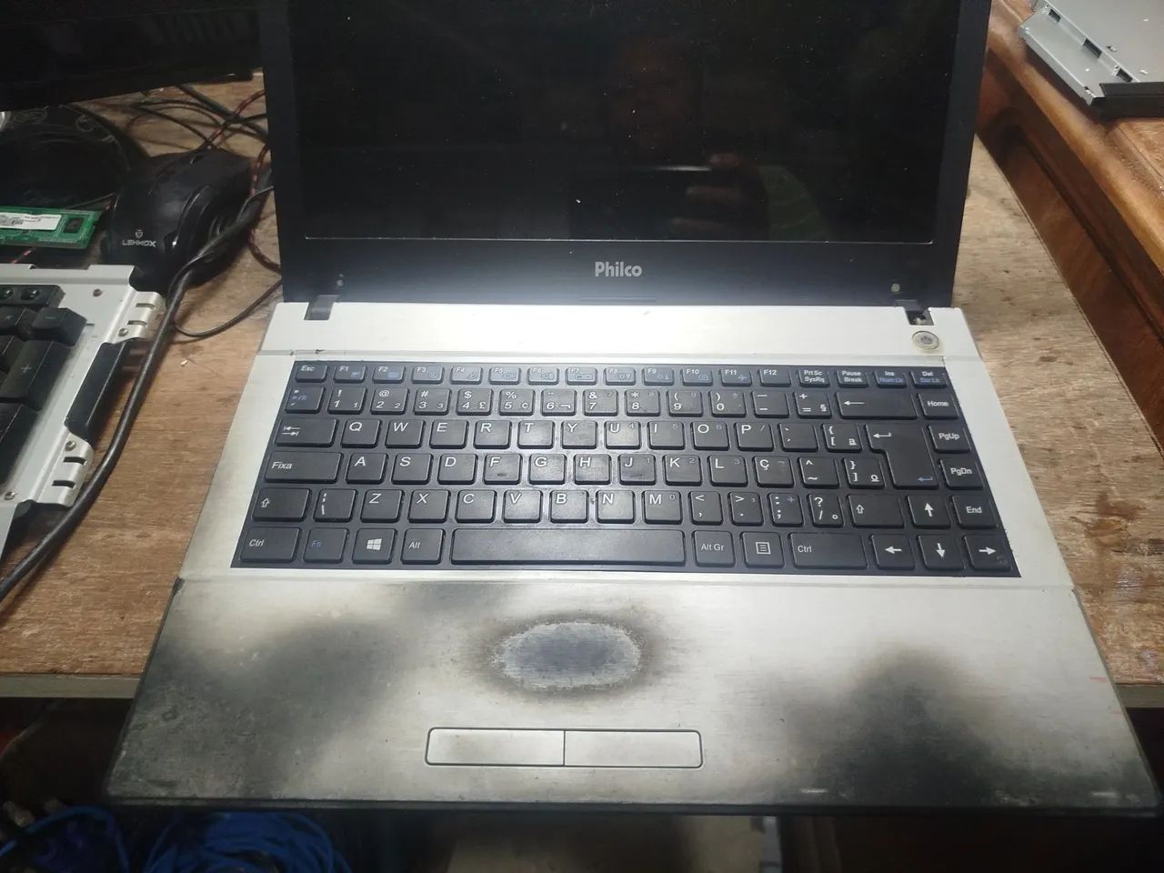 Vendo esse Notebook Philco  - Foto 4