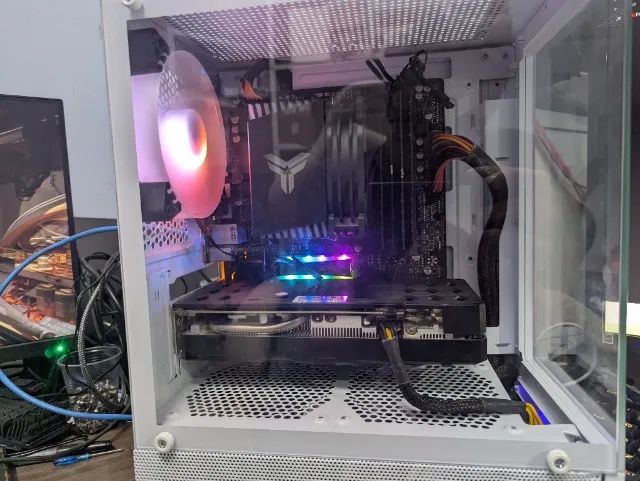 (vídeo) PC gamer ryzen 5500x3d 16gb ram ssd 512gb nvme nvidia geforce rtx 2070 branco - Foto 4