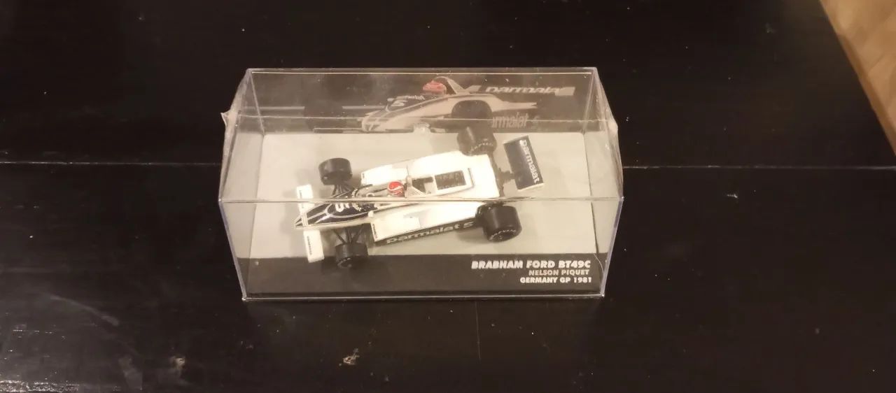 Miniatura Brabham Ford BT49C Nelson Piquet 1981 - Foto 2