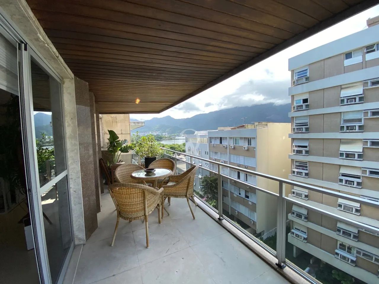 Apartamento Cobertura triplex em Ipanema