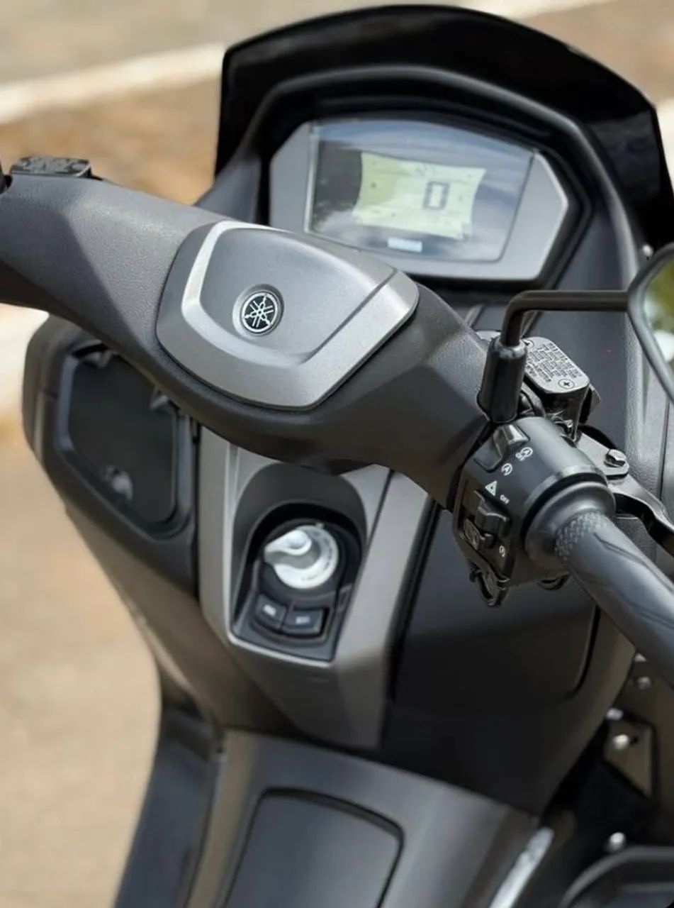 NMAX 160 ABS - Foto 5