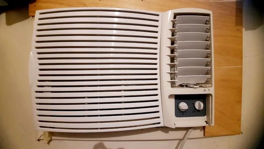 AR CONDICIONADO SPRING MIDEA - 12.000 BTUS