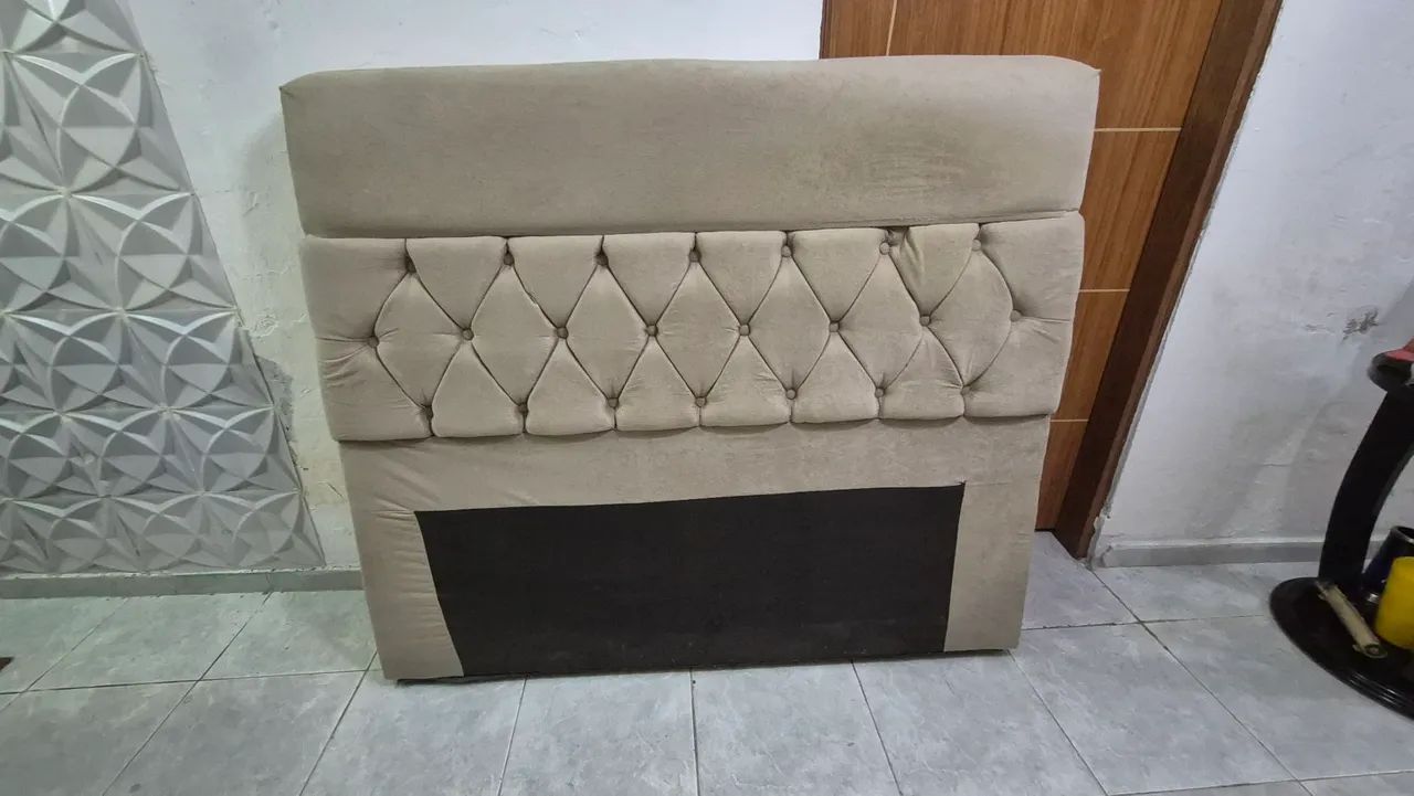 Cabeceira Estofada à Venda - Foto 2