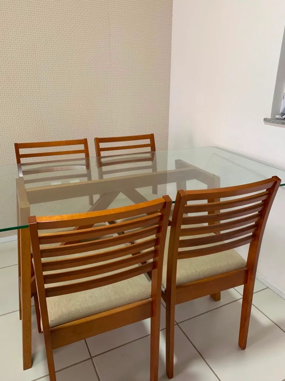 Mesa de Jantar com 4 cadeiras - Foto 3