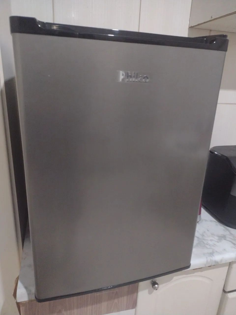 Vende se frigobar 
