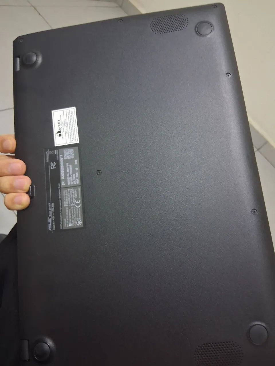 Notebook ASUS Model E510KA  - Foto 3