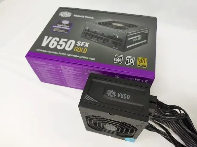 Fonte Cooler Master V650 SFX Gold, 650W, 80 Plus Gold, PFC Ativo Fonte Cooler Master V650 SFX Gold, 650W, 80 Plus Gold, PFC Ativo