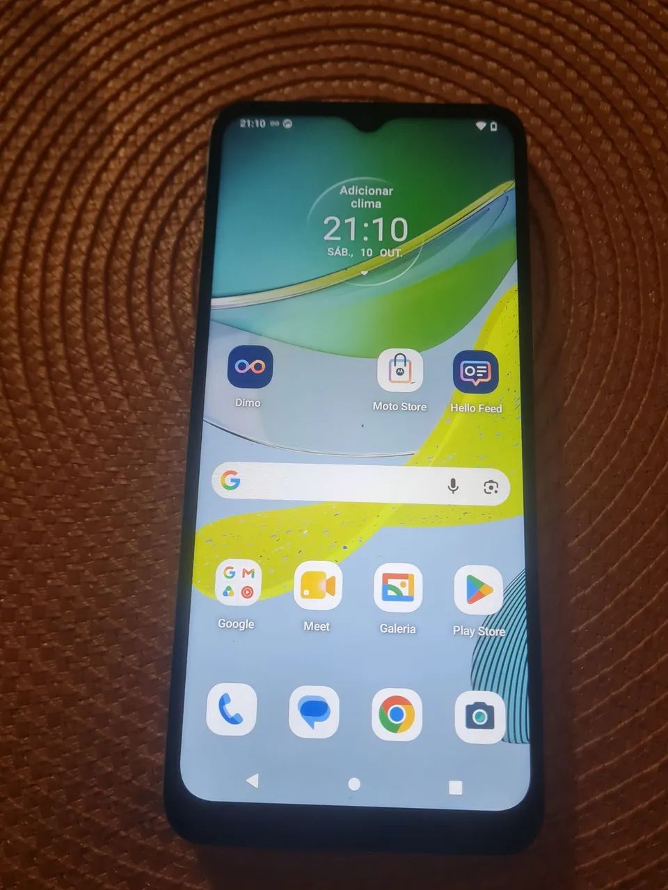 Celular moto e13 64 gigas