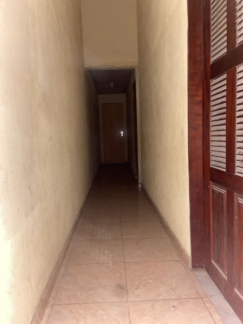 Vendo ponto comercial com 2 quitinetes na parte de cima  - Foto 4