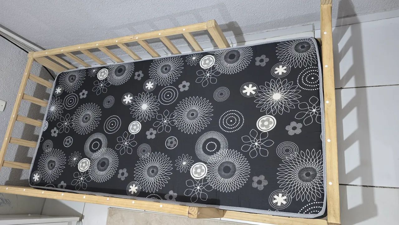 Cama Infantil Usada com colchão  - Foto 4