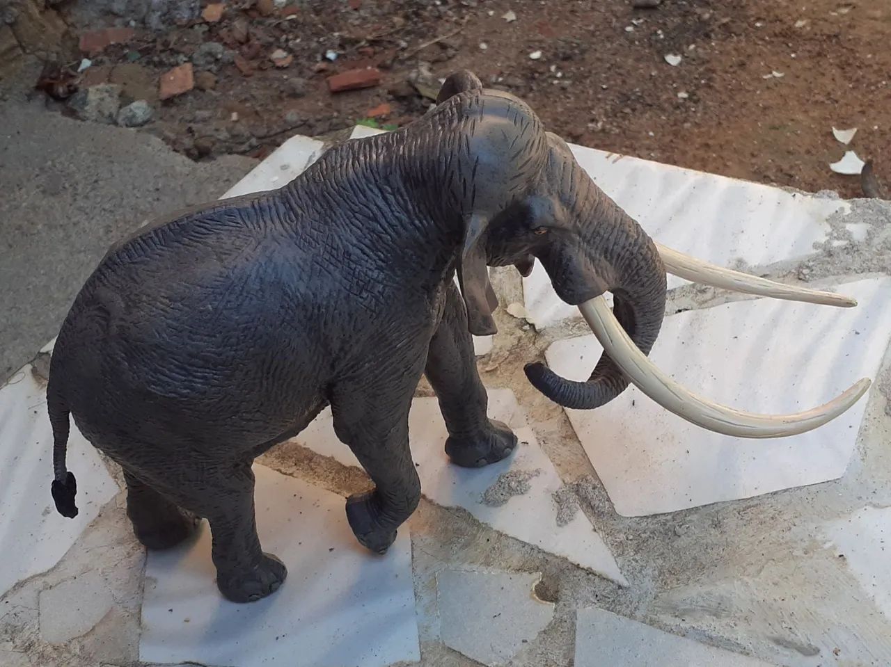 Miniatura Palaeoloxodon Animal Pré Histórico (Cópia da Eofauna) - Foto 2
