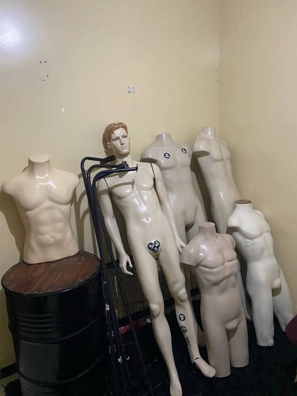 Vendo manequins e araras  - Foto 3