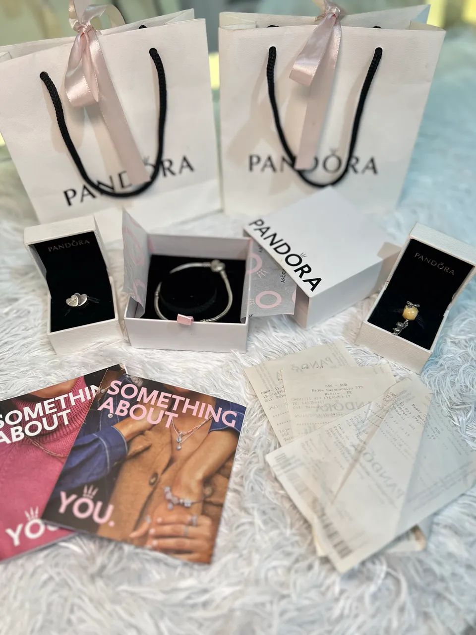 Pulseira Pandora + 2 berloques + porta joia  - Foto 4