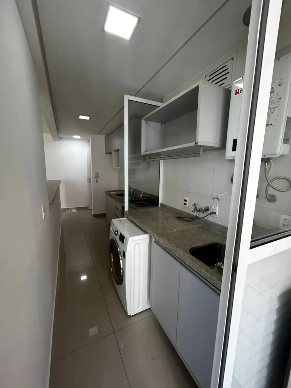 lindo apartamento de 3 dormitórios com 2 suítes - Foto 4