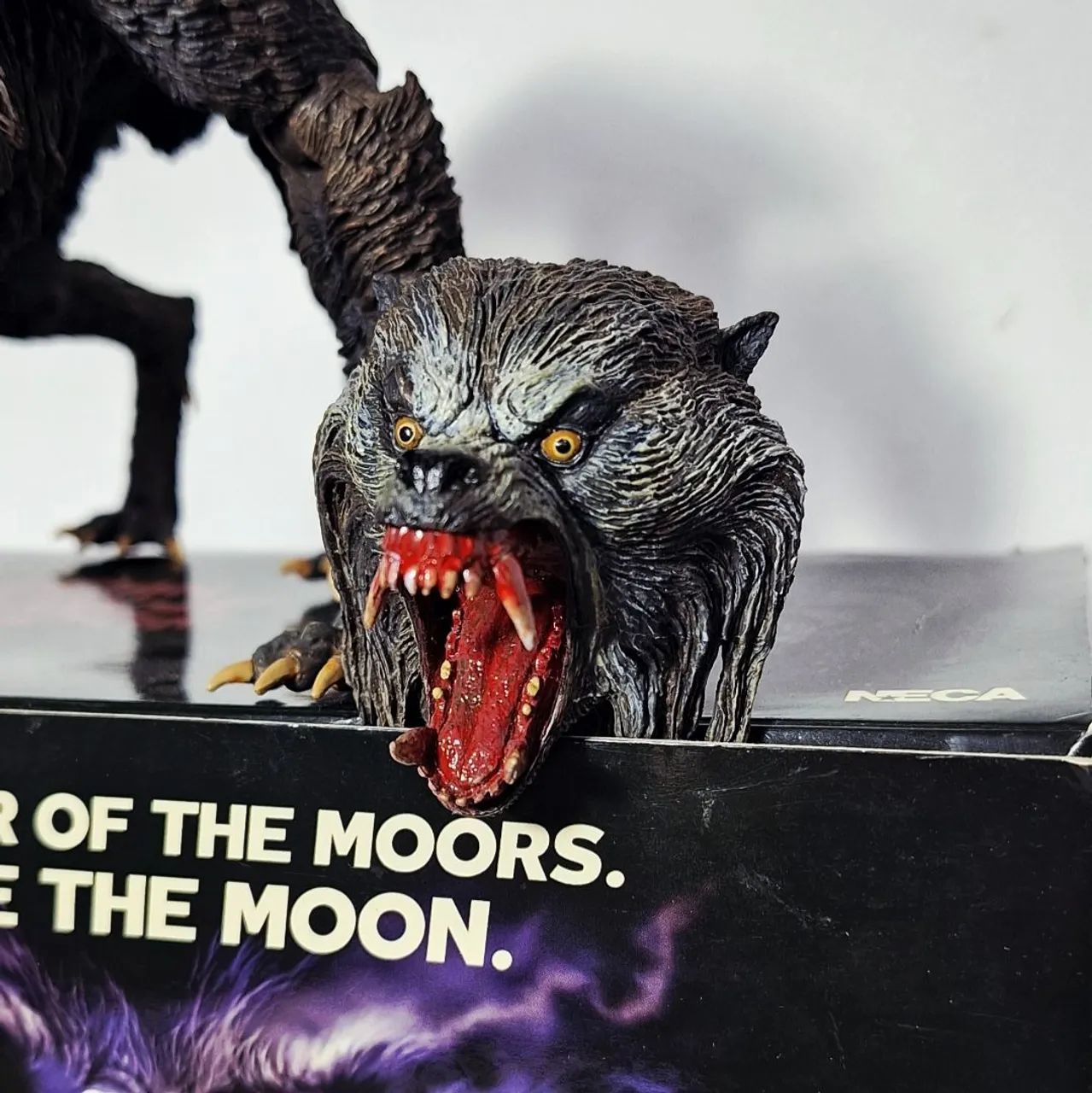 NECA Kessler Wolf original completo - Foto 4