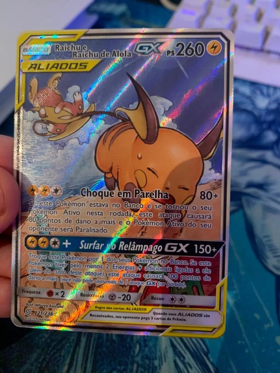 Carta Raichu e Alolan Raichu GX