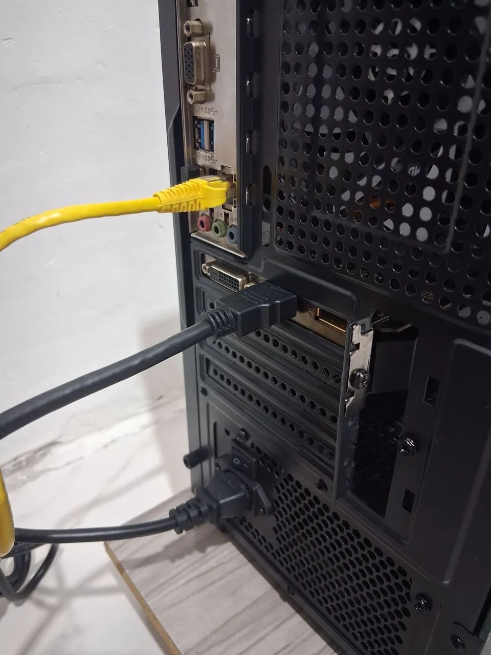 Placa de video GTX 1050 TI - Foto 4