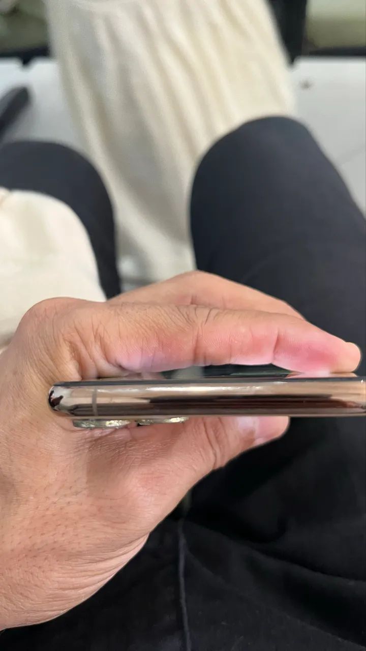 iPhone 11 pro max perfeito  - Foto 3